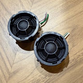 (Category: ) located in . Submitted by leicalens_gadgets (Listing ID 1363178184, Image 1). Description: .