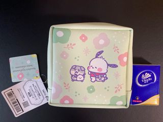 （分類：）位於 。 由 lamlambread 提交（商品編號 1363231981，圖片 1）。簡介： 。