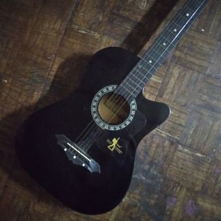 ayaw niyo? tapon ko. acoustic black guitar