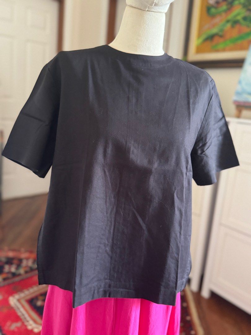 Aigle black blouse (Category: Blouses) located in Davao. Submitted by kitdlr (Listing ID 1363185325, Image 1). Description: No flaws. Very good deal! Same cut and style as my Aigle Paisley blouse listed here. .