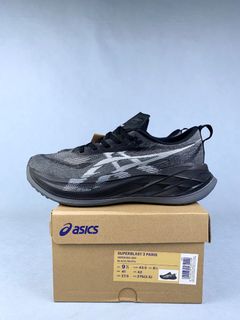 (Category: ) located in . Submitted by khai.uasneakers (Listing ID 1354998161, Image 1). Description: .