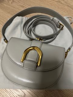 （分類：）位於 。 由 wardorbe 提交（商品編號 1363324040，圖片 1）。簡介： 。