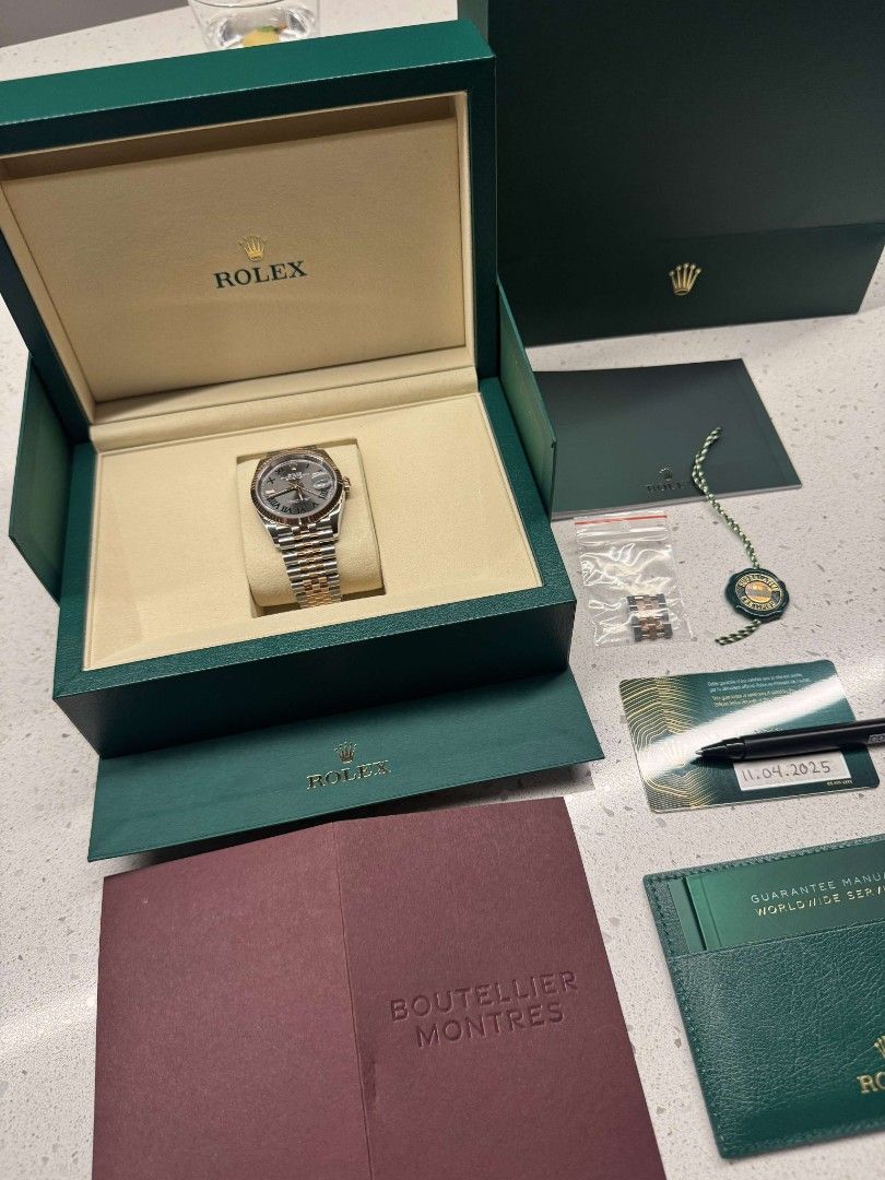 Datejust 36 rosegold (Category: Luxury Watches) located in Davao. Submitted by joshcas (Listing ID 1363258067, Image 1). Description: brand new datejust 36mm wimbledon rosegold fluted bezel and jubilee bracelet. april 11,2025..