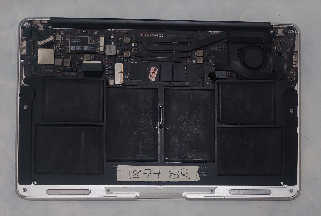 DEFECTIVE 2013 MacBook Air 11" A1465 (Category: Laptops & Notebooks) located in Tagbilaran City. Submitted by rjv1977 (Listing ID 1363285723, Image 2). Description: DEFECTIVE 2013 MacBook Air 11" 1.3 GHz i5 / 128 GB SSD / 4 GB RAM ISSUES: Unknown / No Power / Defective LCD Battery 1877 Service Recommended Unit ONLY NO CHARGER For Parts Only - Is what it is.