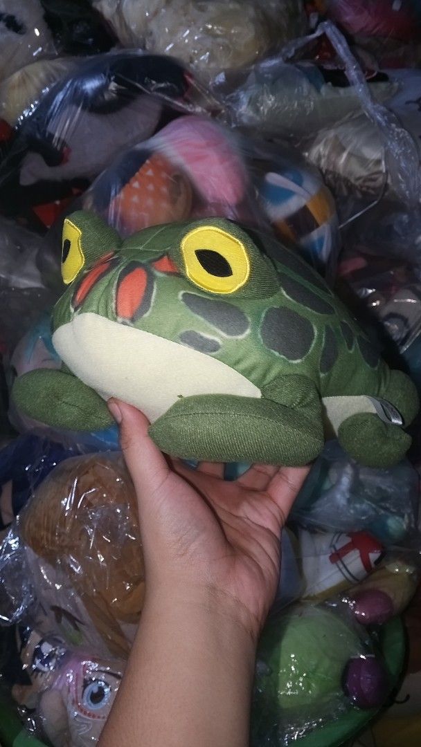 FANS Realistic Frog Plush (Category: Plushies & Soft Toys) located in Mamburao. Submitted by rogerhabbitz (Listing ID 1363215808, Image 1). Description: .