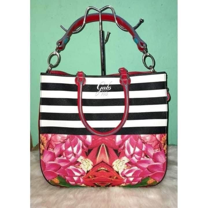 Gabs italy (Category: Shoulder Bags) located in Bacolod City. Submitted by maejuntado33 (Listing ID 1363264404, Image 2). Description: Preloved authentic Gabs italy 3 way bag In good condition .