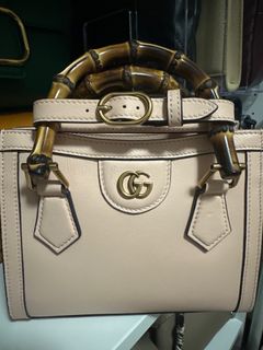 (Category: ) located in . Submitted by mayimbermae (Listing ID 1363284558, Image 1). Description: .