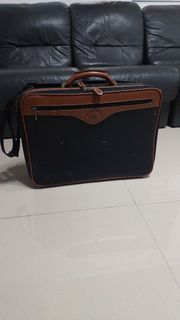 Harvard Polo Club Japan Briefcase Travel Hand Carry Office Vintage Luggage Bag Suitcase Briefcase OFW vs Elisse Tumi  USA
Samsonite