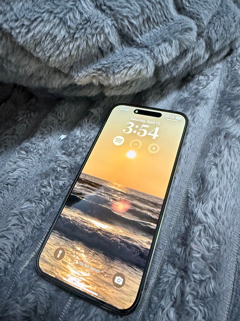 IPHONE 4 PRO MAX 128GB (Category: iPhone 14 Series) located in Angeles City. Submitted by shOpping (Listing ID 1363253178, Image 2). Description: iPhone 14 Pro Max • 128gb • Globe locked • Good as new • 85% battery health • iOS 18.4 • Free original Otter BOX case • Free Casetify case (DisneyXCasetify) • Includes USB-C to Lightning Cable • Includes the original box (with serial number) • Phones works smooth and you may check all you want. RFS: Upg