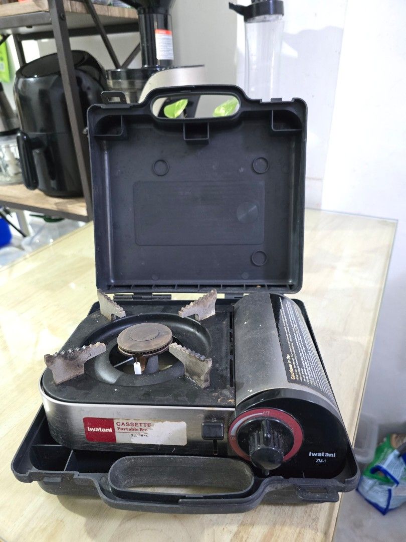 Iwatani portable butane (Category: Cookware & Accessories) located in Las Pinas. Submitted by southerncloset (Listing ID 1363213369, Image 1). Description: .
