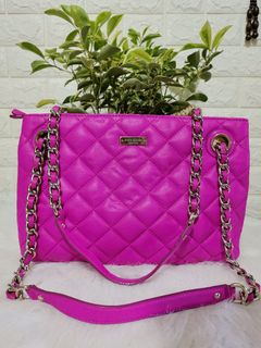 (Category: ) located in . Submitted by sophiasamcloset (Listing ID 1363200263, Image 1). Description: .