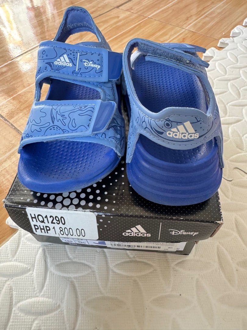 Kids Sandals (Category: Babies & Kids Fashion) located in Taguig. Submitted by ceespi (Listing ID 1363184141, Image 2). Description: In good condition. Used but not abused. RFS: outgrown sandals.