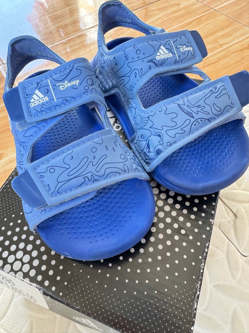 Kids Sandals (Category: Babies & Kids Fashion) located in Taguig. Submitted by ceespi (Listing ID 1363184141, Image 1). Description: In good condition. Used but not abused. RFS: outgrown sandals.