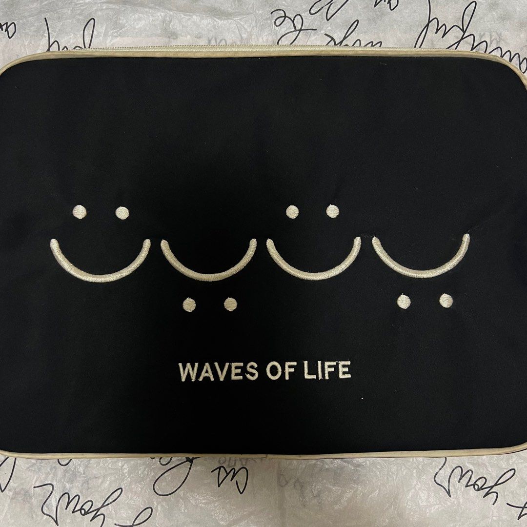 Laptop Sleeve Bag 13" (Category: Laptop Bags & Sleeves) located in Rizal. Submitted by msclassy (Listing ID 1363211154, Image 1). Description: ✅ super soft inside.
