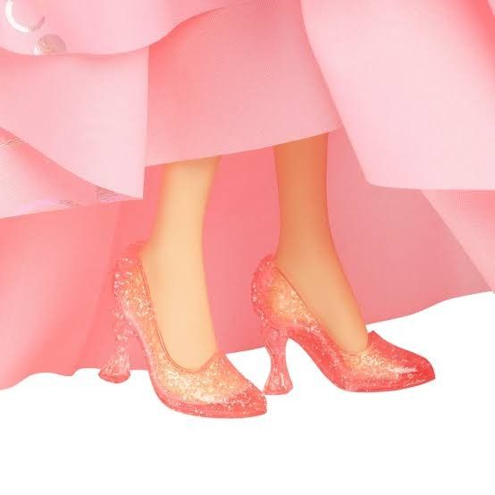 LF/WTB: GLINDA BARBIE CLOTHES (Category: Kids Toys) located in Antipolo. Submitted by soonshinestudios (Listing ID 1363198303, Image 2). Description: I'm looking for clothes and accessories ni Glinda Barbie -ozdust version -singing doll version -deluxe version must be complete with accessories.