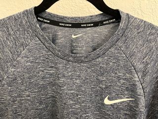 （分類：）位於 。 由 uscloset._ 提交（商品編號 1363348838，圖片 1）。簡介： 。