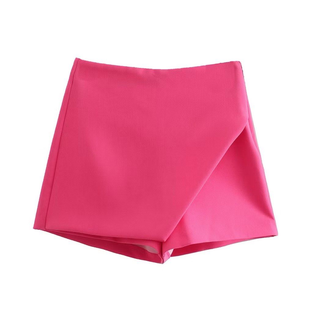 Pink Skort (Category: Skirts) located in Quezon City. Submitted by declutterwithgel (Listing ID 1362313942, Image 2). Description: Og price: 386.