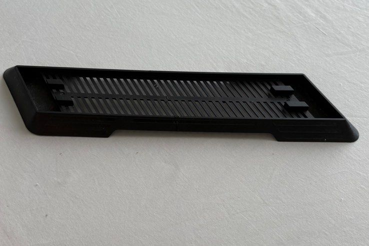 PlayStation 4 Pro Vertical Stand62863834459010111