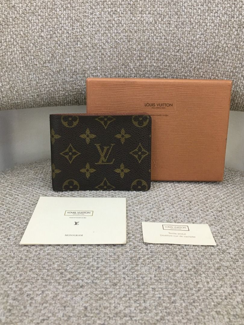LOUIS VUITTON Bifold Wallet (Pre-owned Authentic) (Category: Luxury Bags & Wallets) located in Santa Rosa. Submitted by brandieshoppe (Listing ID 1363224607, Image 1). Description: ✅ Authentic/Original Preloved ✅ From Japan Auction ✅ Moneyback Guaranteed If Proven Fake ✅ In Excellent Condition ✅ Message Us For More Details *Open Also for Layaway Terms #00849.
