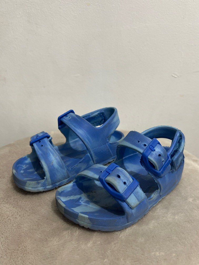 Primark Blue Sandals (Category: Babies & Kids Fashion) located in Cainta. Submitted by thrift.reset (Listing ID 1363272381, Image 3). Description: .