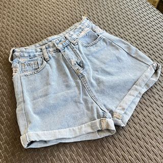 (Category: ) located in . Submitted by el.declutters (Listing ID 1363225557, Image 1). Description: .