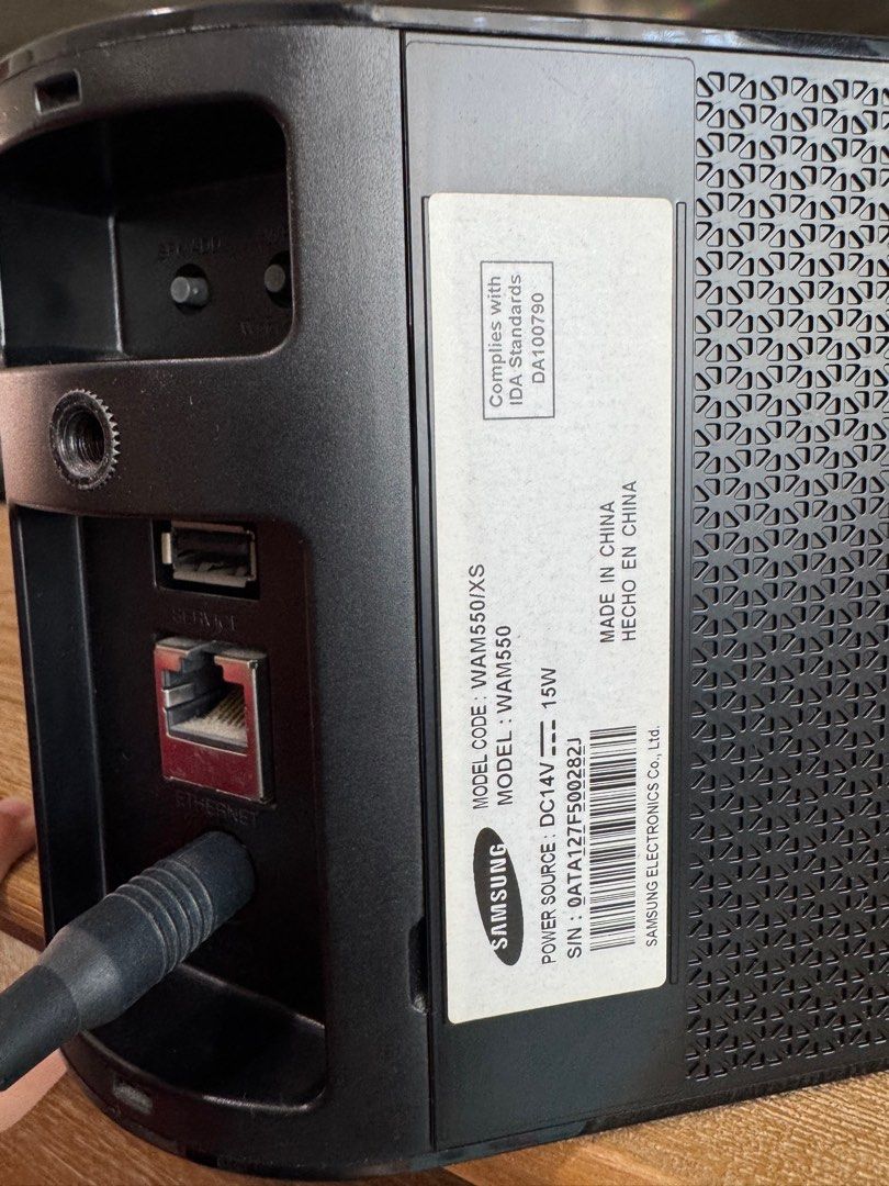 Samsung Home Speaker (Category: Soundbars, Speakers & Amplifiers) located in Singapore. Submitted by mitsub (Listing ID 1363214588, Image 3). Description: Samsung Speaker NEGOTIABLE! Low ballers will be ignored!!.