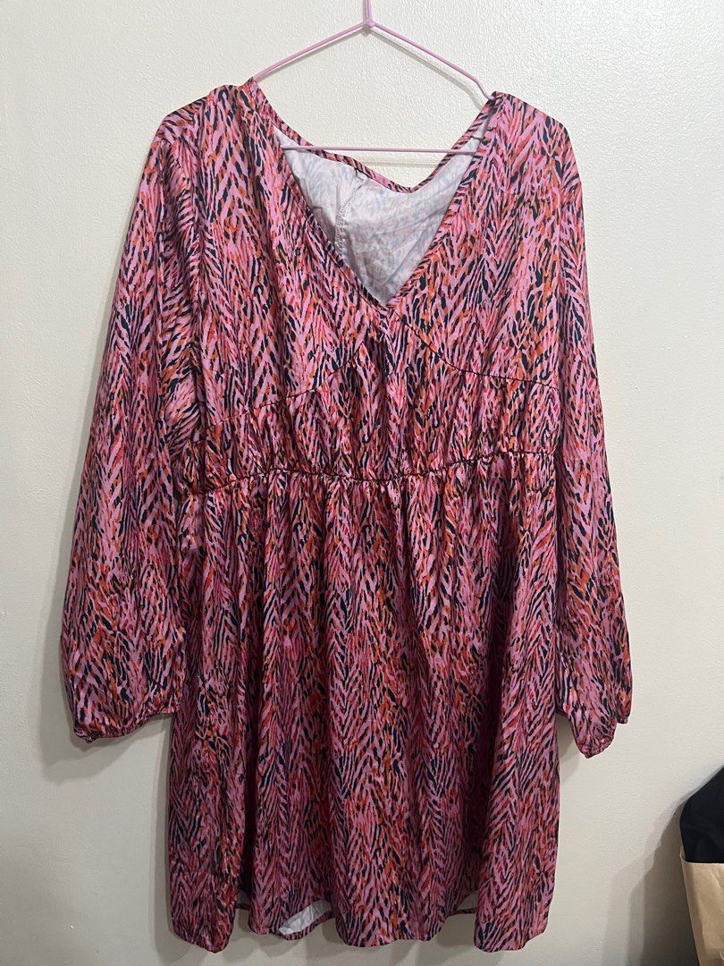 SHEIN CURVE CUT TAG SIZE 1XL-2XL (Category: Dresses) located in Cavite. Submitted by macysabubot (Listing ID 1363345921, Image 1). Description: PRETTY NITO SUPER!!!! 100% QUALITY. .