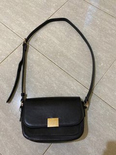 (Kategori: ) berada di . Dikirim oleh prelovednabila27 (ID iklan 1363244768, Gambar 1). Deskripsi: .