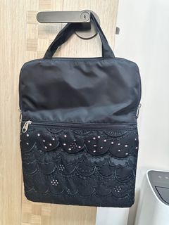 （分類：）位於 。 由 fionachk 提交（商品編號 1363199324，圖片 1）。簡介： 。