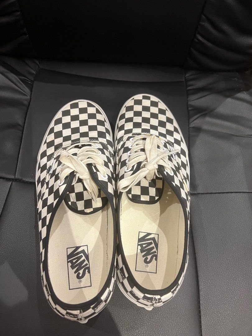 Vans Classic Checkered Sneakers (Category: Sneakers) located in Quezon City. Submitted by jvh13 (Listing ID 1363261474, Image 3). Description: Vans Classic Checkered Sneakers Size 10.5 US 8.5/10 condition .