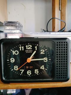 Vintage Seiko 70's Analogue clock Japan
