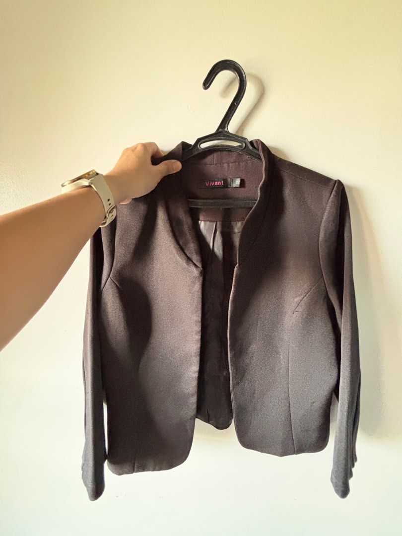 Vivant Office Blazer (Category: Coats, Jackets and Outerwear) located in Pasay City. Submitted by rfdu22 (Listing ID 1363202700, Image 1). Description: Size: XL but fits S-M frame (asian size) Buyer will shoulder the shipping/courier fee..