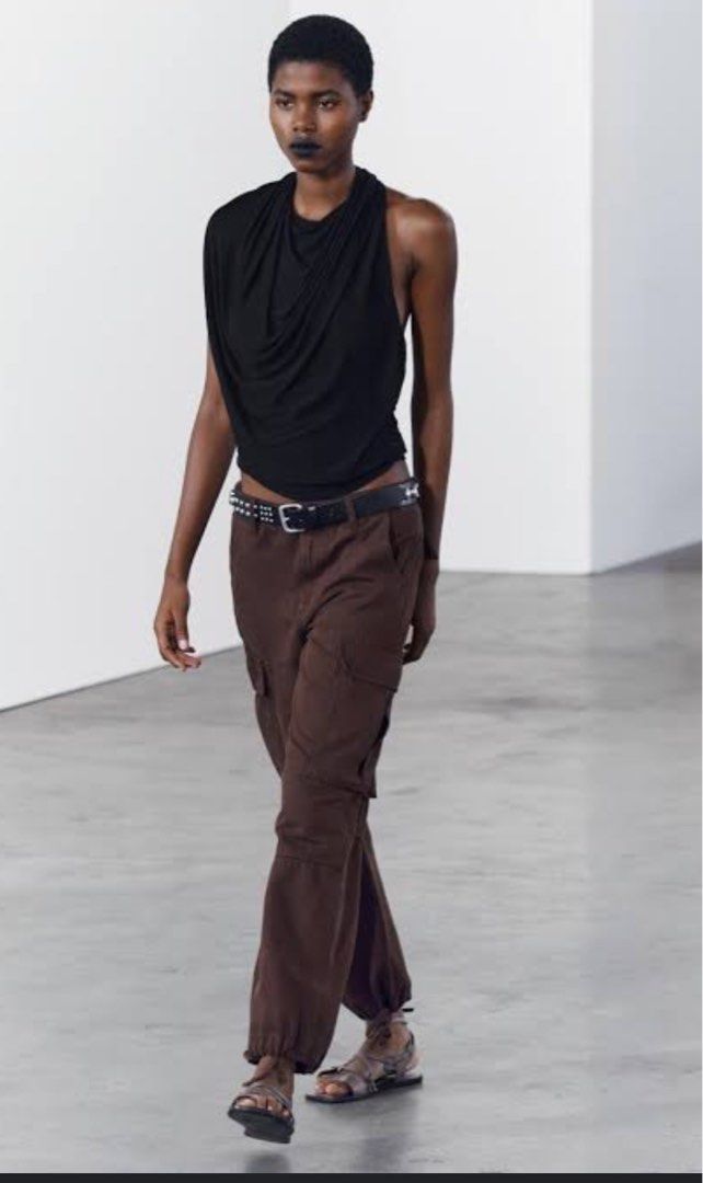 Zara slim fit cargo trousers (Category: Jeans) located in Manila. Submitted by belletsy (Listing ID 1363314024, Image 1). Description: Original slim fit cargo trousers brand new with tag size 40.