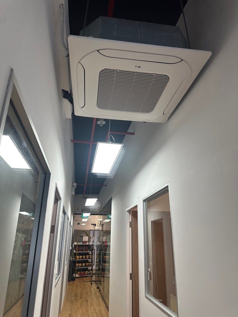 $778,899 : Oxley Bizhub 2 light industrial warehouse / office area for sale62863836032001112