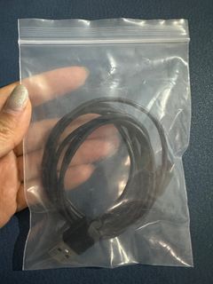 Cable Micro USB largo sin usar63010894636163110
