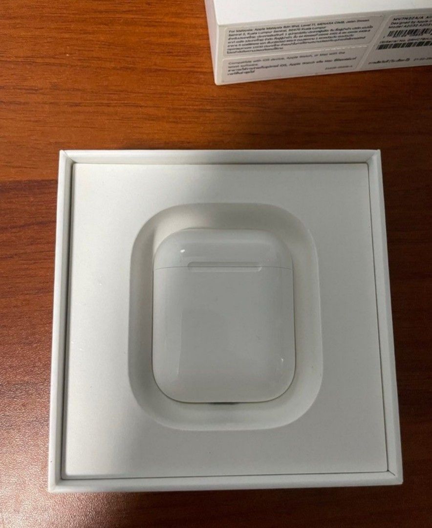 Airpods gen2 (Category: Headphones & Headsets) located in Singapore. Submitted by reinete (Listing ID 1363380762, Image 2). Description: left side always low battery with box only.