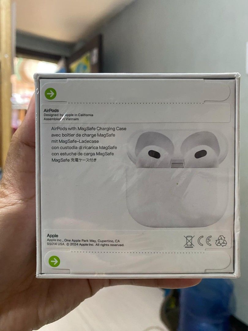‼️Airpods generation 3‼️ (Category: Headphones & Headsets) located in Manila. Submitted by milasgadgetph (Listing ID 1363387305, Image 2). Description: .