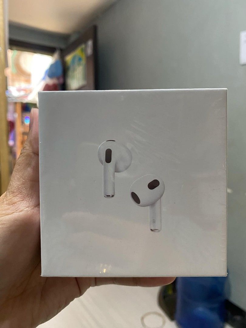‼️Airpods generation 3‼️ (Category: Headphones & Headsets) located in Manila. Submitted by milasgadgetph (Listing ID 1363387305, Image 1). Description: .