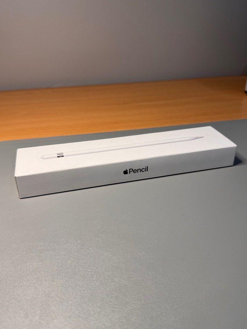 Apple Pencil 1st Generation (Category: iPad) located in Angeles City. Submitted by edelle18 (Listing ID 1363433695, Image 2). Description: For Sale Apple Pencil 1st Generation Complete with box and accesories Compatible to ipad 10th gen Original Meet up around pampanga.