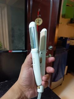AUX Compact Hair Iron
