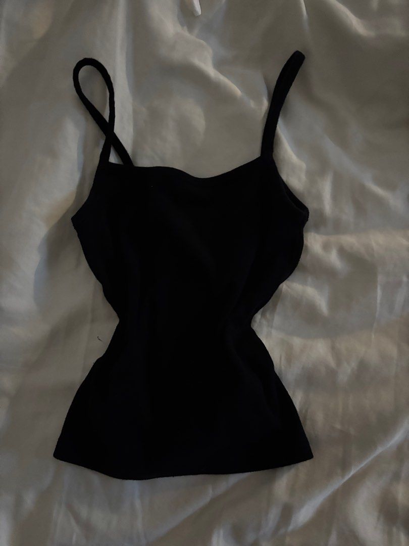 Basic tops (Category: Other Tops) located in Singapore. Submitted by filletohflsh (Listing ID 1363511362, Image 1). Description: Each for $6, all for $20 Basic tops that can pair well! The first top is quite small..