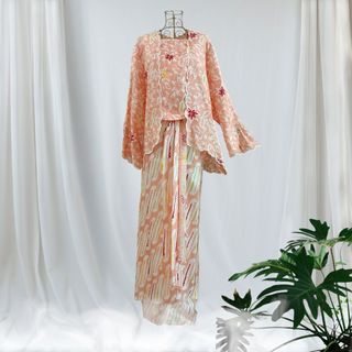 (Category: ) located in . Submitted by batiktales (Listing ID 1363408262, Image 1). Description: .