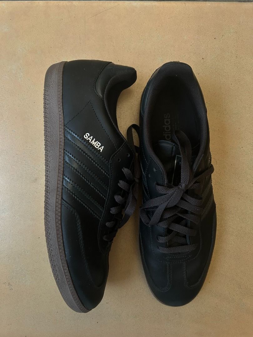 Black Adidas Samba Sneakers (Category: Sneakers) located in Paranaque City. Submitted by togee8 (Listing ID 1363467283, Image 1). Description: Black Adidas Samba Sneakers - Size US 12 Brand: Adidas Condition: 9.5/10 (USED ONCE) Original Price: Php 6800 NO RETURNS/EXCHANGES NO MEETUPS Payment through GCash/Maya/BPI/Unionbank/Seabank Shipping through Grab Express/Lalamove/J&T PM or make an offer if interested. #Clothes #Thrift #Used #Preloved #Seco