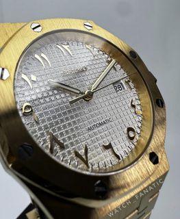 (Category: ) located in . Submitted by WATCH_FANATIC (Listing ID 1363453858, Image 1). Description: .