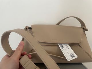 （分類：）位於 。 由 gran2222 提交（商品編號 1363394690，圖片 1）。簡介： 。