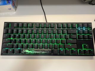 （分類：）位於 。 由 kafai217 提交（商品編號 1363398169，圖片 1）。簡介： 。