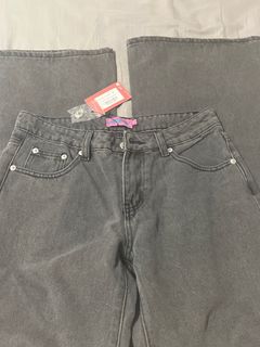 （分類：）位於 。 由 emily.thrifts 提交（商品編號 1363519825，圖片 1）。簡介： 。