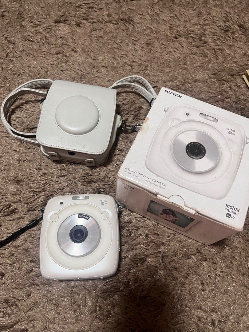 Instax Square (SQ 10) (Category: Cameras) located in Valenzuela. Submitted by trinidad.edna (Listing ID 1363404672, Image 3). Description: Instax SQ 10 Hybrid — can get digital copies of your photos, can edit before print Lightly used Still with box, original receipt, camera bag, and 1 box of film Rfs: decluttering.