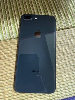 iPhone 8 Plus