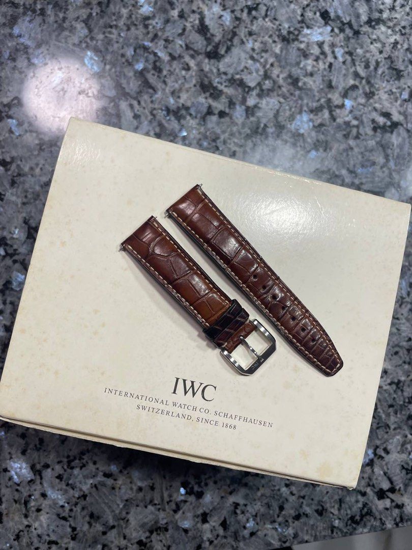 IWC Mark XVI Spitfire (Category: Luxury Watches) located in Quezon City. Submitted by ron4356 (Listing ID 1363532873, Image 3). Description: IWC Mark XVI Spitfire 39mm With OG leather strap and clasp barely used Newly serviced Never been buffed Still with caseback sticker Complete set booklets, card, outer box, inner box Local AD.